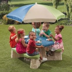 Tavolo Da Picnic Con Ombrellone Azzurro Acqua Step2 -Giardino di Lusso 4461516 3