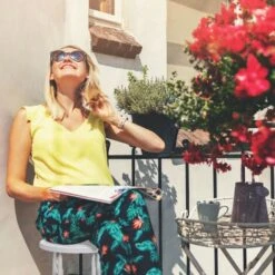 Relaxdays Sgabello Pieghevole BASTIAN, Forma Rotonda, Effetto Rattan, Resistente, HxLxP 45x32,5x29 Cm, Marrone 9 Relaxdays Sgabello Pieghevole BASTIAN, Forma Rotonda, Effetto Rattan, Resistente, HxLxP 45x32,5x29 Cm, Marrone -Giardino di Lusso 51969694 3