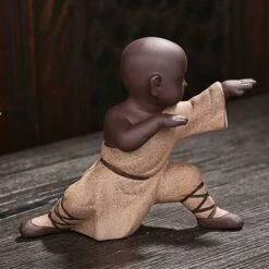 Mini Monaco Ornamenti Statua Di Buddha Kung Fu Tea Pet Zen Garden Tè Vassoio Figura Per Kung Fu Vassoio Da Tè Car Home Office Decorazione (Rosso), Arancione -Giardino di Lusso 63852411 5