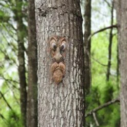 Romote Tree Face Old Man Tree Old Man Hugger Garden Peeker Scultura Tronco Appeso Decorazione Natalizia Occhi Grandi Resistente Alle Intemperie Per Cortile Esterno A 9 Romote Tree Face Old Man Tree Old Man Hugger Garden Peeker Scultura Tronco Appeso Decorazione Natalizia Occhi Grandi Resistente Alle Intemperie Per Cortile Esterno A -Giardino di Lusso 71079044 3