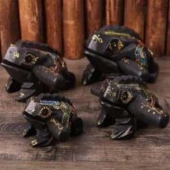 Strumento Rana In Legno, 8 5 Cm Rane Intagliate A Mano Tamburi Musica Rane Croati Desktop Scultura Artigianato Ornamento Mini Rana Per Ornamento Domestico Souvenir, Regalo -Giardino di Lusso 82754017 4