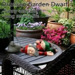 Divertente Gnomo Da Giardino Gnomo Da Giardino Statua Decorazione Gnomo Ubriaco Statua Da Giardino Gnomo All'aperto Statuetta Scultura Gnomo Da Giardino Casa Decorazione Prato All'aperto GTA 8 Divertente Gnomo Da Giardino Gnomo Da Giardino Statua Decorazione Gnomo Ubriaco Statua Da Giardino Gnomo All'aperto Statuetta Scultura Gnomo Da Giardino Casa Decorazione Prato All'aperto GTA -Giardino di Lusso 86169817 2