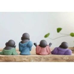 Statue Di Buddha In Ceramica Creativa Piccola Statua Di Buddha Sveglio Monk Figurine Creativo Artigianato Per Bambini Bambole Ornamenti Regalo Cinese Delicate Arti E Mestieri In Ceramica-A -Giardino di Lusso 94168738 4